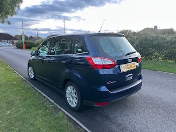 Used Ford Grand C-Max 2011 for sale - 76003109: Photo
