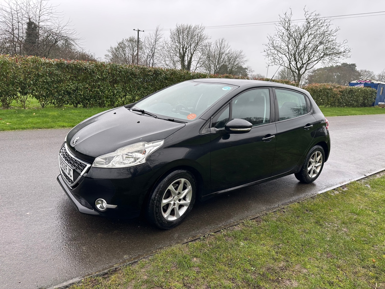 Used Peugeot 208 2013 for sale - 77627190: Photo 10