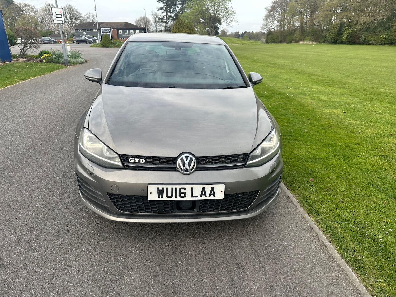 Used Volkswagen Golf 2016 for sale - 78222813: Photo 2