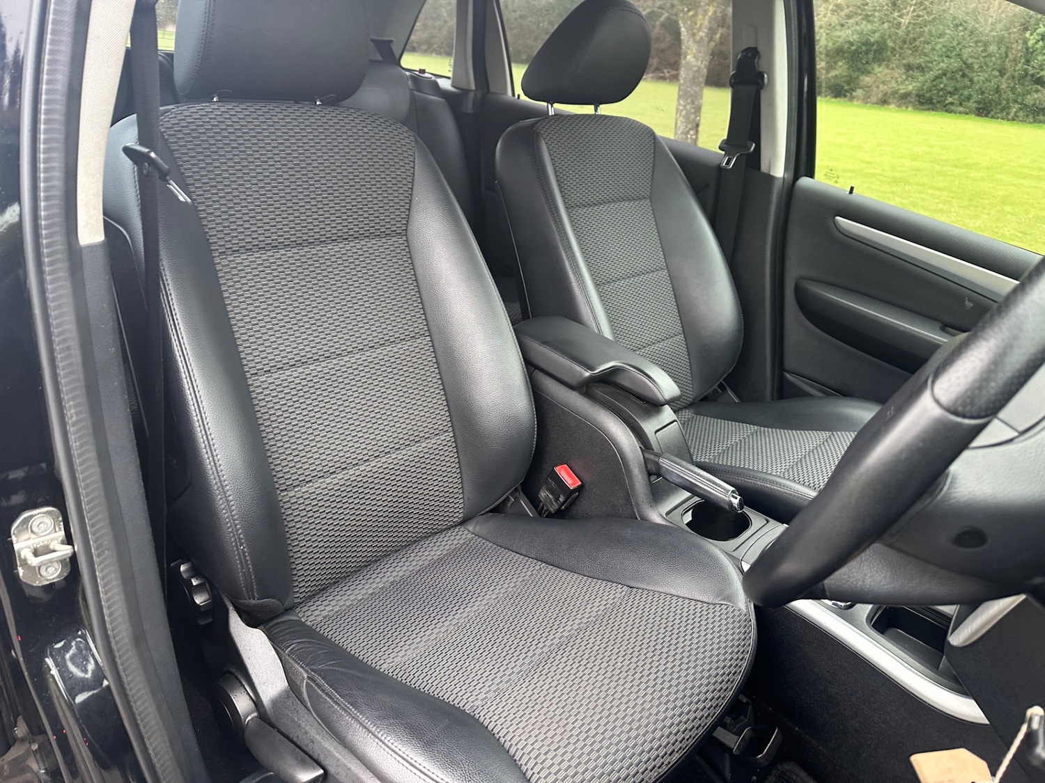 Used Mercedes-Benz B Class 2009 for sale - 77898857: Photo 9