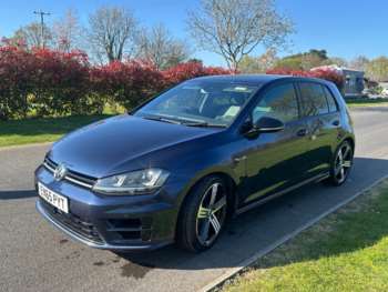 Used Volkswagen Golf 2015 for sale - 74362360: Photo