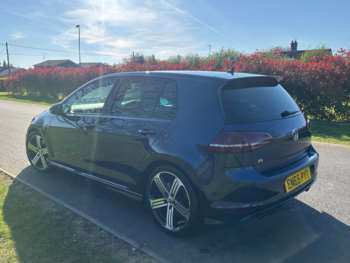 Used Volkswagen Golf 2015 for sale - 74362360: Photo
