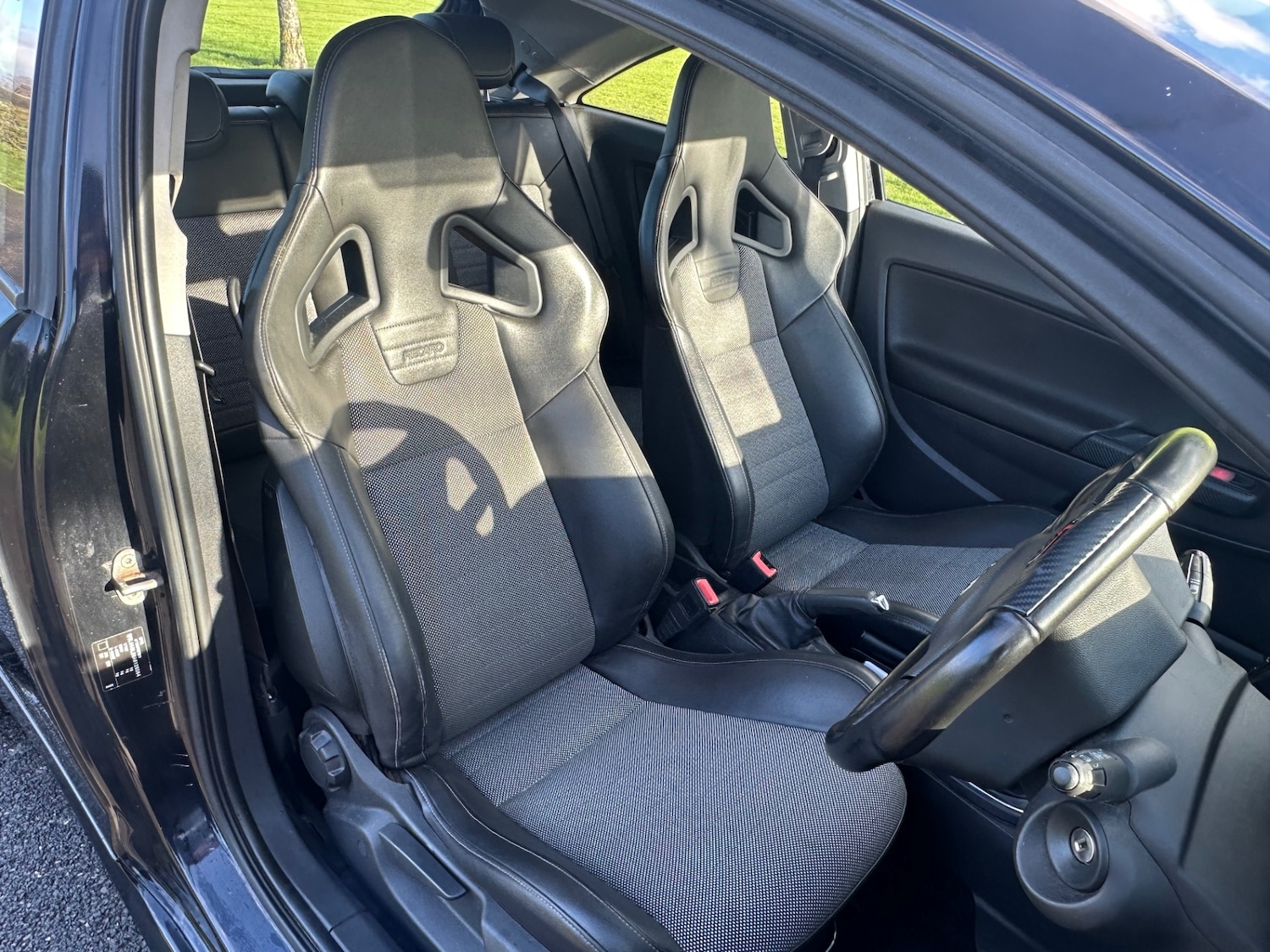 Used Vauxhall Corsa 2010 for sale - 76702517: Photo 8