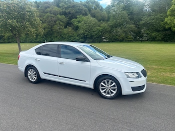 Used Skoda Octavia 2015 for sale - 78603136: Photo
