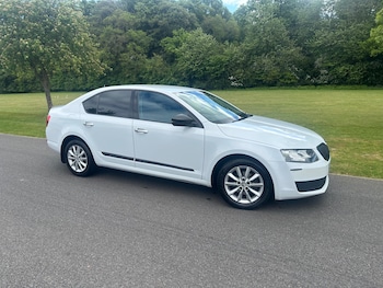 Used Skoda Octavia 2015 for sale - 78603136: Photo