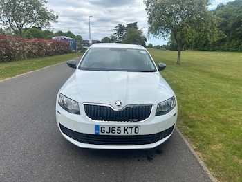 Used Skoda Octavia 2015 for sale - 78603136: Photo