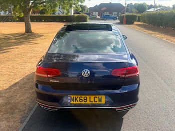 Used Volkswagen Passat 2018 for sale - 79649687: Photo
