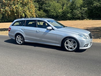 Used Mercedes-Benz E Class 2010 for sale - 79649648: Photo