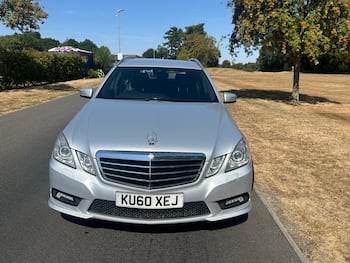 Used Mercedes-Benz E Class 2010 for sale - 79649648: Photo