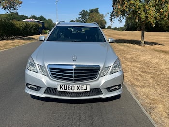 Used Mercedes-Benz E Class 2010 for sale - 79649648: Photo