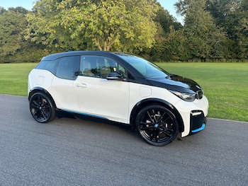 2018 (18) - 135kW S Range Extender 33kWh 5dr Auto