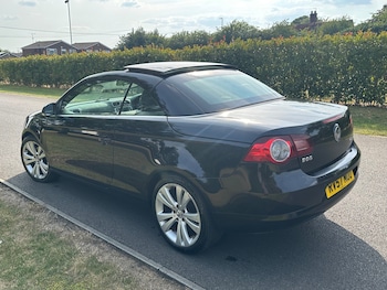 Used Volkswagen EOS 2007 for sale - 79169881: Photo