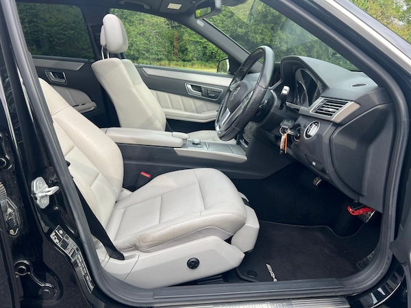 Used Mercedes-Benz E Class 2011 for sale - 75544979: Photo 13