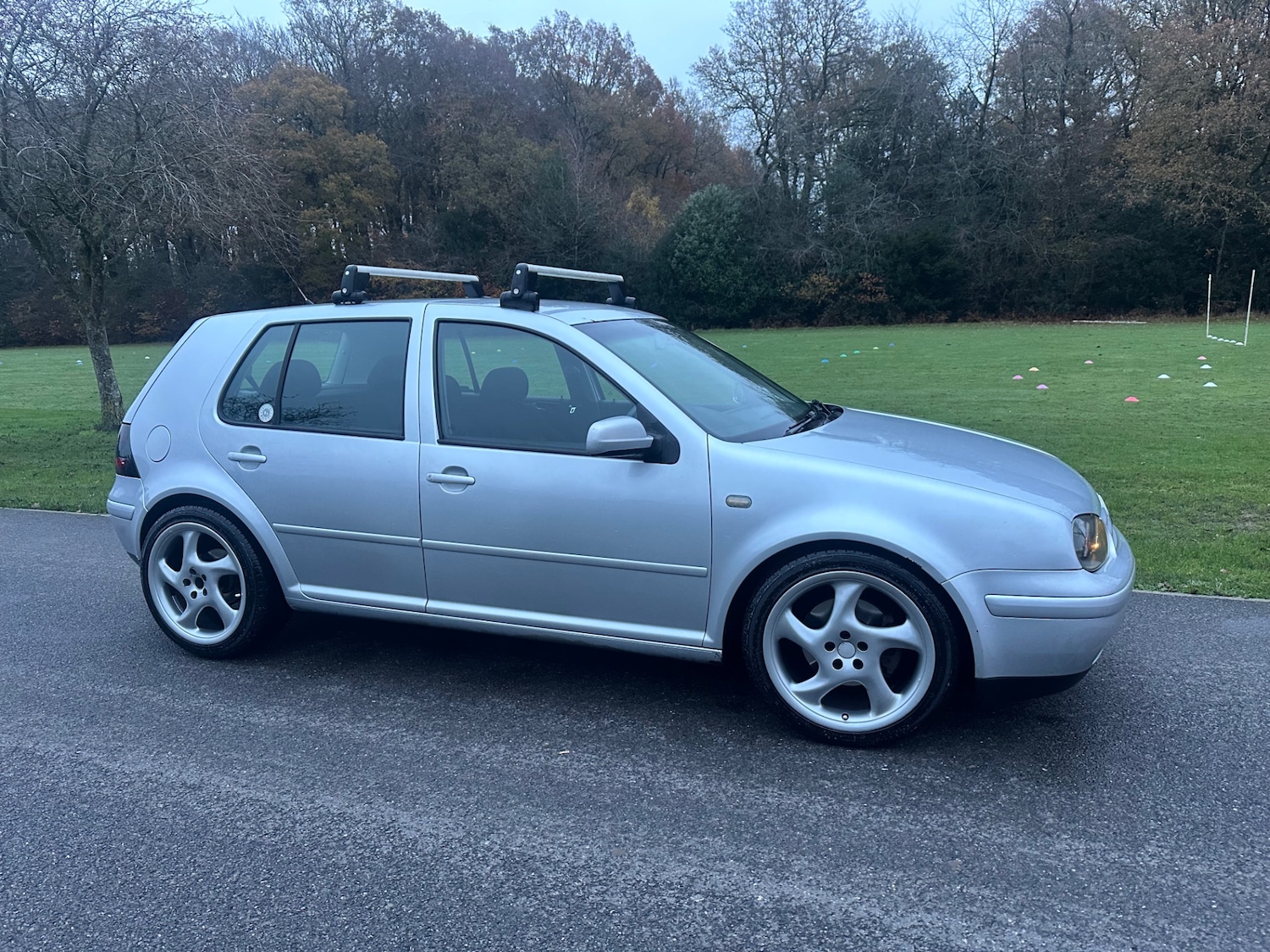 Used Volkswagen Golf 2003 for sale - 76611227: Photo 1