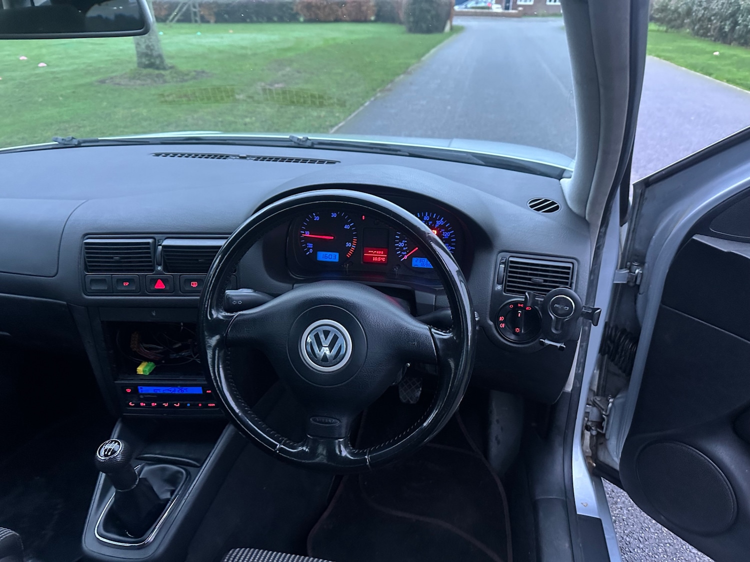 Used Volkswagen Golf 2003 for sale - 76611227: Photo 11