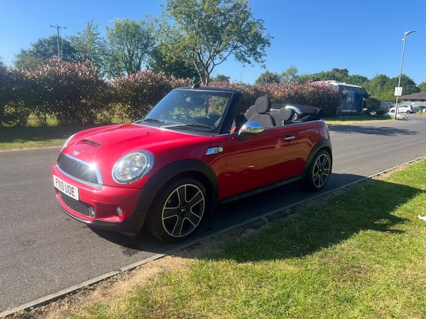 Used MINI Convertible 2010 for sale - 74714520: Photo 8