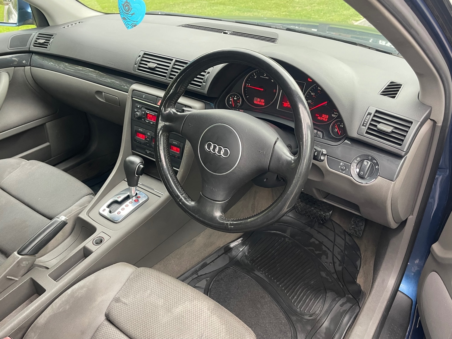 Used Audi A4 2004 for sale - 75545056: Photo 7