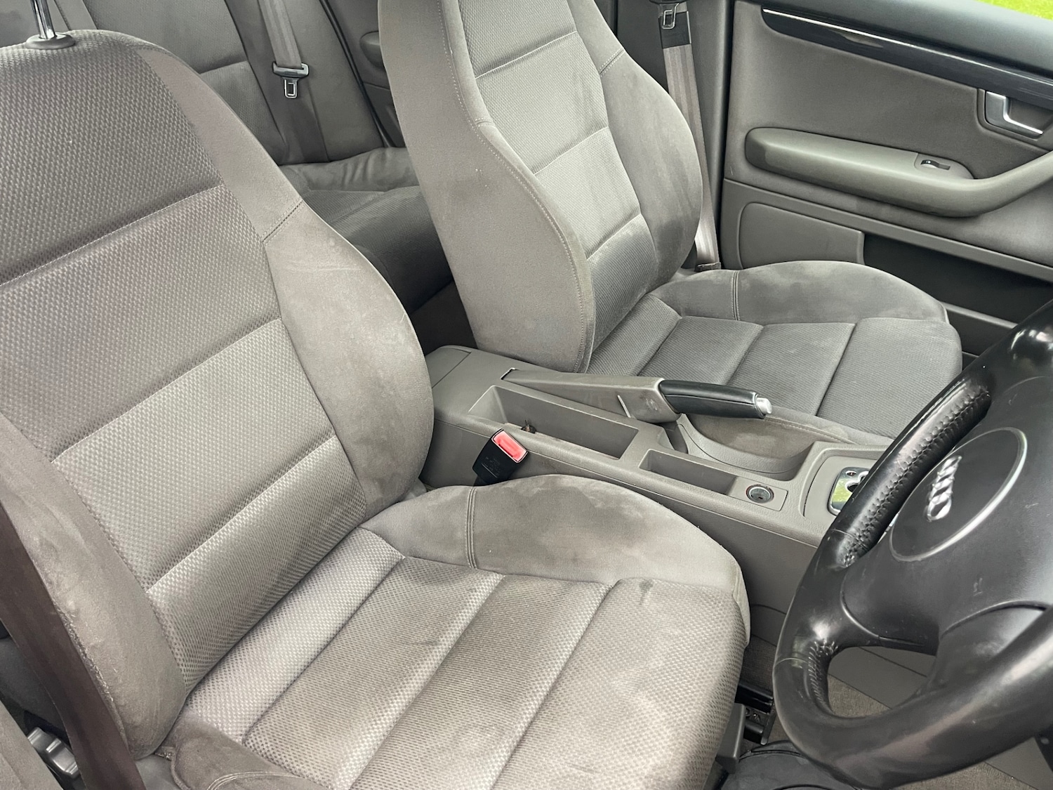 Used Audi A4 2004 for sale - 75545056: Photo 8