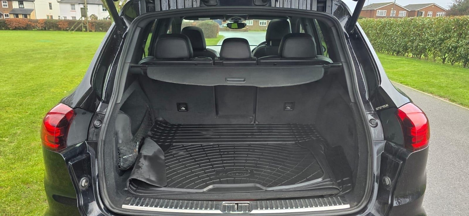 Used Porsche Cayenne 2014 for sale - 77461634: Photo 11