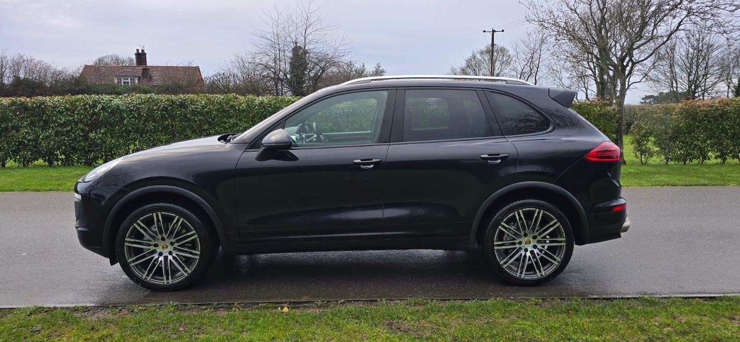 Used Porsche Cayenne 2014 for sale - 77461634: Photo 4