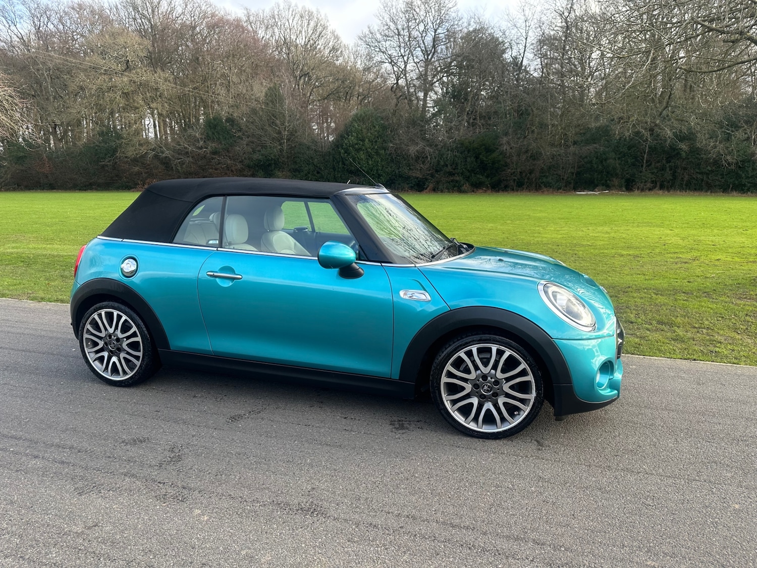 Used MINI Convertible 2019 for sale - 77075333: Photo 10