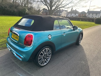 Used MINI Convertible 2019 for sale - 77075333: Photo
