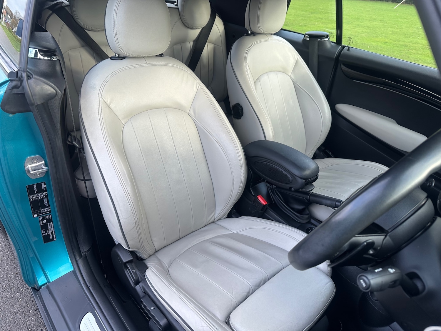 Used MINI Convertible 2019 for sale - 77075333: Photo 6