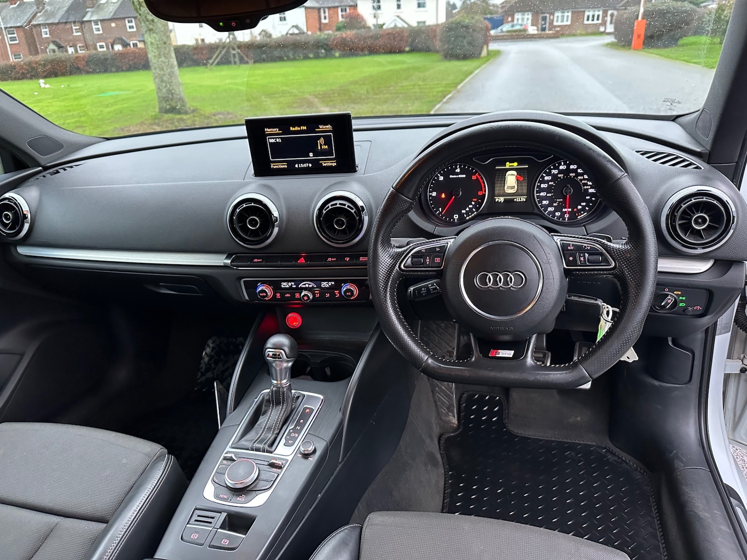 Used Audi A3 2015 for sale - 76888508: Photo 9