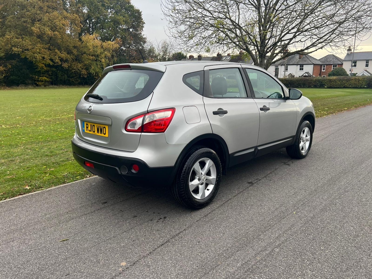 Used Nissan Qashqai 2010 for sale - 76475755: Photo 10
