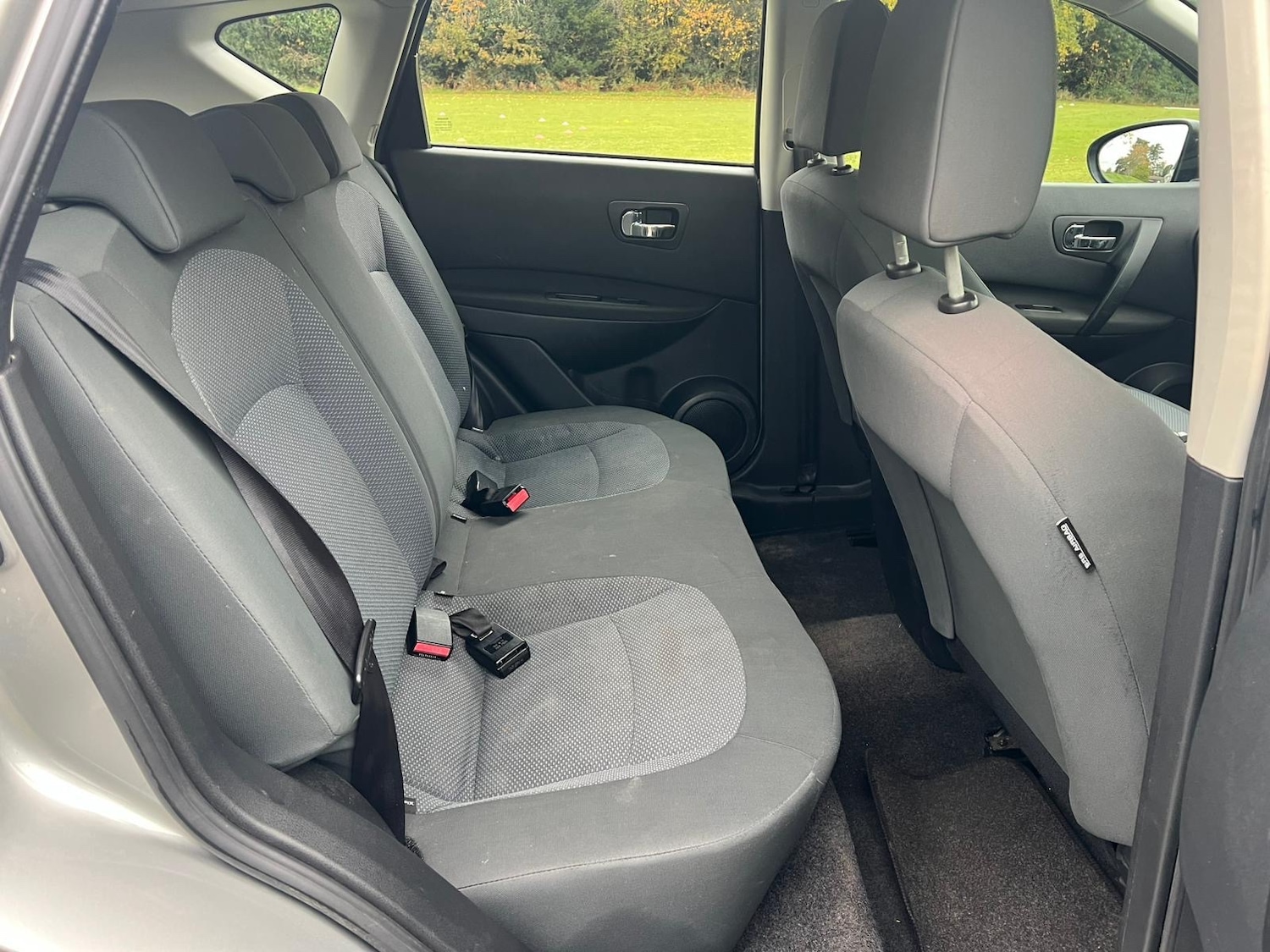 Used Nissan Qashqai 2010 for sale - 76475755: Photo 14