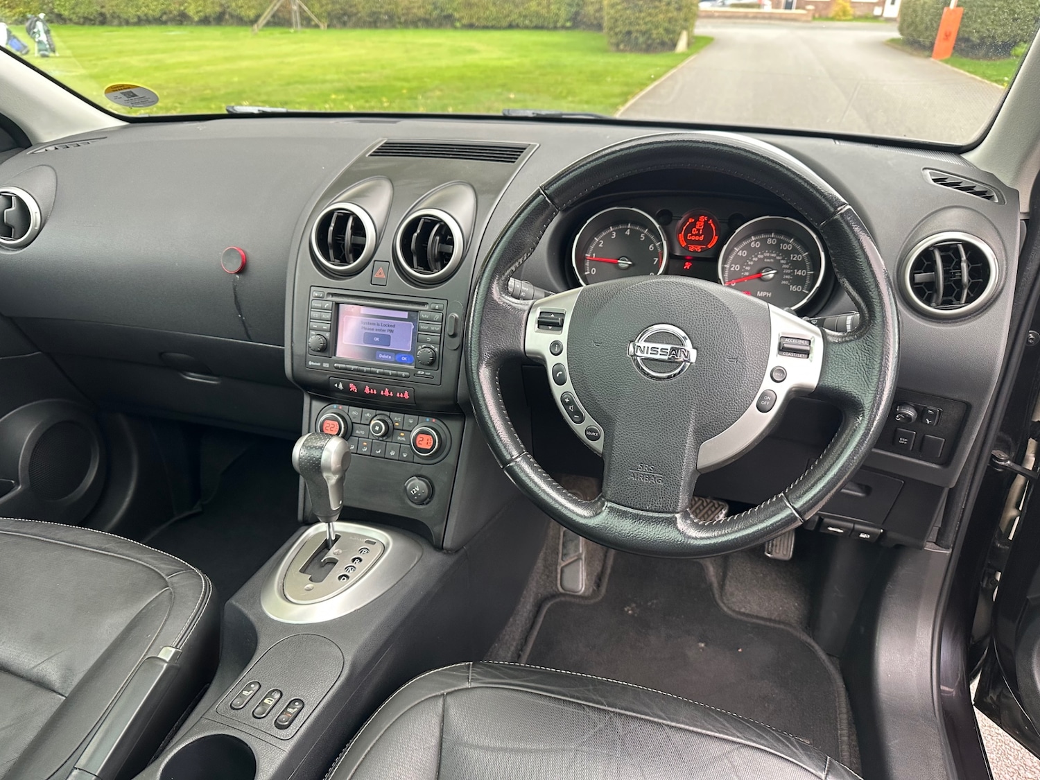 Used Nissan Qashqai 2010 for sale - 76296148: Photo 10