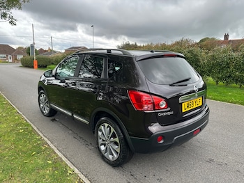 Used Nissan Qashqai 2010 for sale - 76296148: Photo