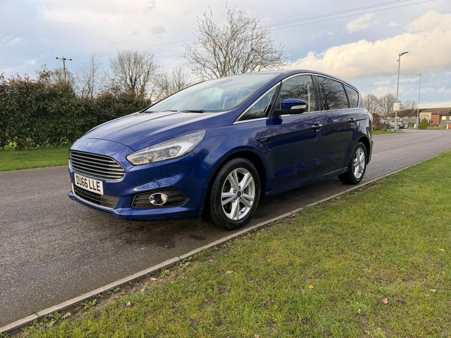 Used Ford S-Max 2016 for sale - 77350426: Photo 4