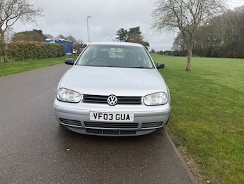 Used Volkswagen Golf 2003 for sale - 77567569: Photo