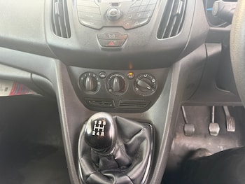 Used Ford Transit Connect 2017 for sale - 77001169: Photo