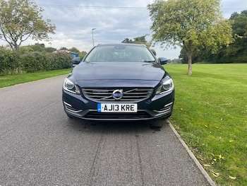 Used Volvo V60 2013 for sale - 76179292: Photo 4