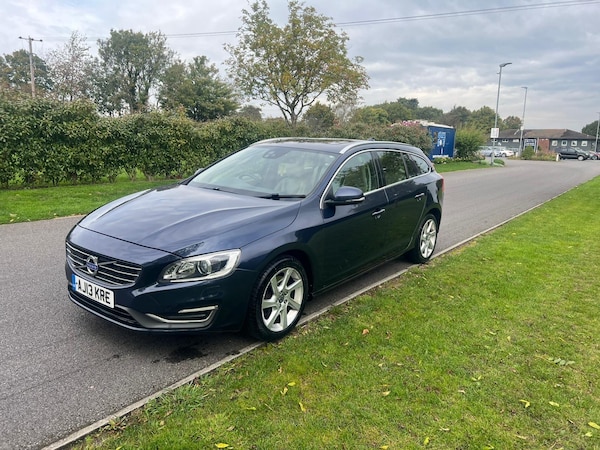 Used Volvo V60 2013 for sale - 76179292: Photo 5