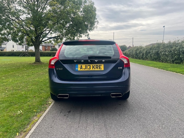 Used Volvo V60 2013 for sale - 76179292: Photo 7