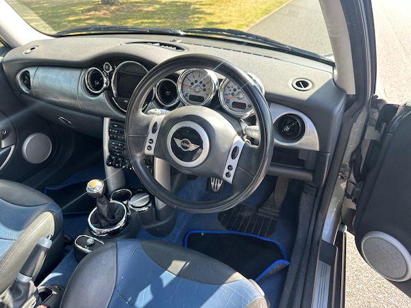 Used MINI Hatch 2002 for sale - 76110232: Photo 7