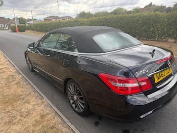 Used Mercedes-Benz E Class 2012 for sale - 79438640: Photo