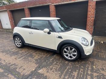 Used MINI Hatch 2010 for sale - 76359029: Photo