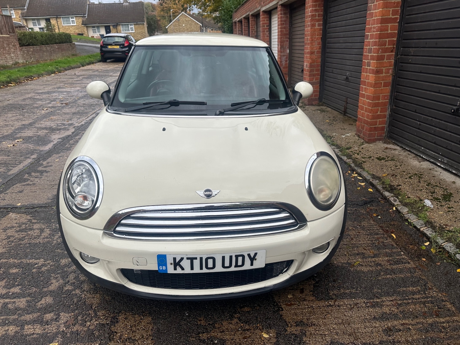 Used MINI Hatch 2010 for sale - 76359029: Photo 2