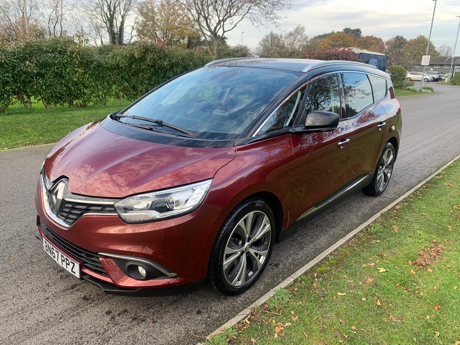 Used Renault Grand Scenic 2017 for sale - 77627140: Photo 8