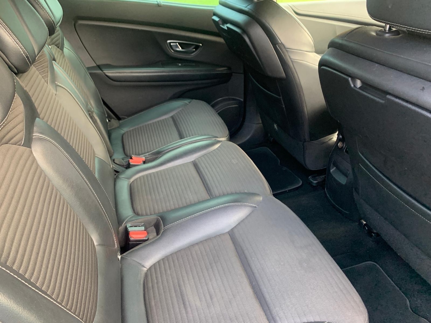 Used Renault Grand Scenic 2017 for sale - 77627140: Photo 9