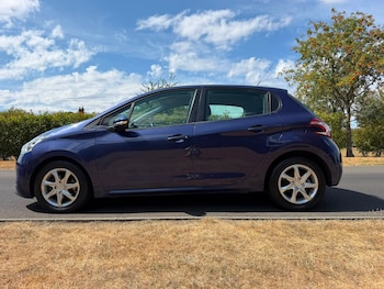 Used Peugeot 208 2012 for sale - 79480198: Photo