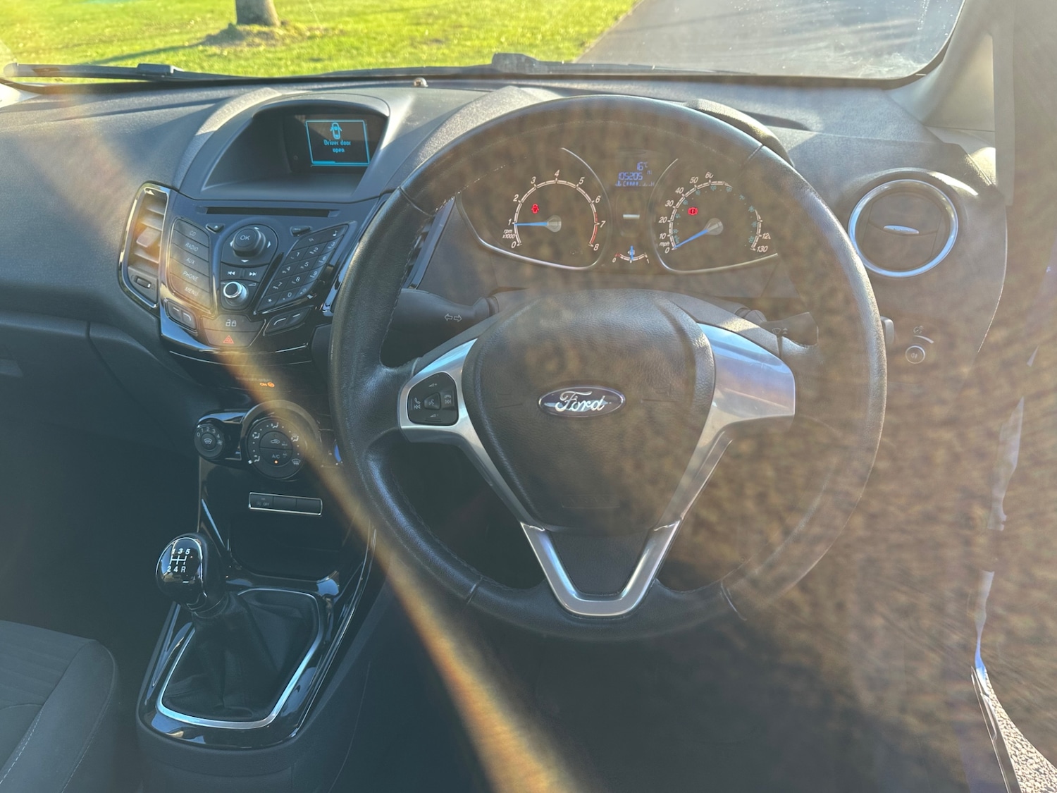 Used Ford Fiesta 2013 for sale - 76179289: Photo 10