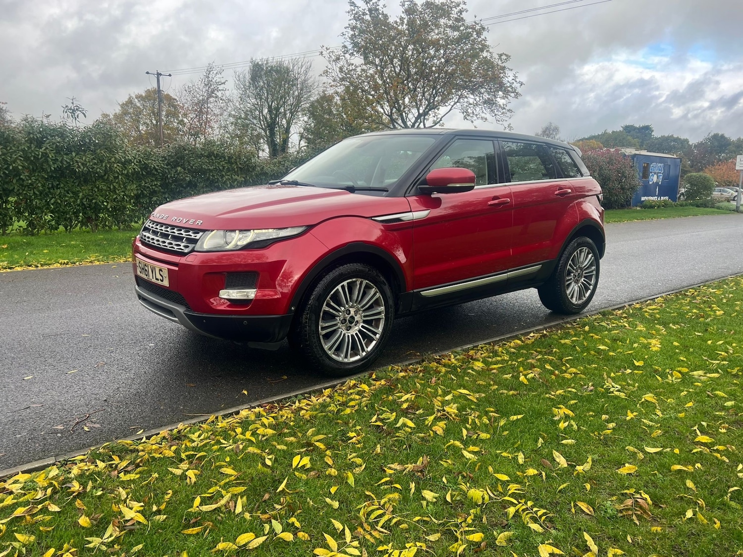 Used Land Rover Range Rover Evoque 2011 for sale - 76359031: Photo 2