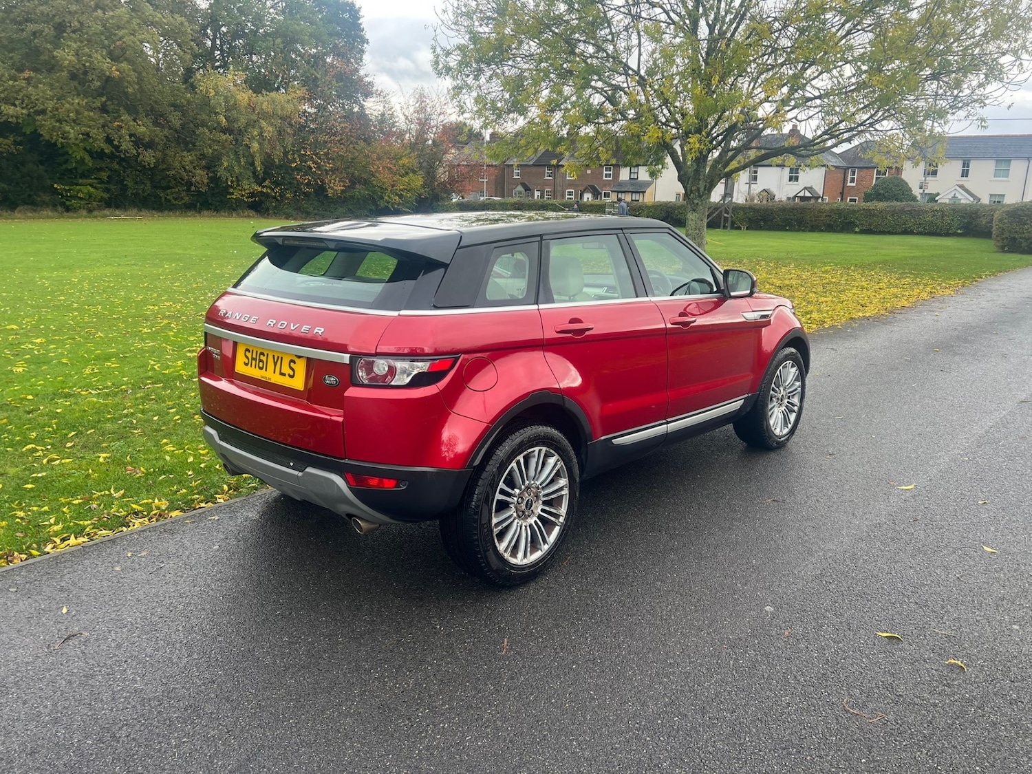 Used Land Rover Range Rover Evoque 2011 for sale - 76359031: Photo 5