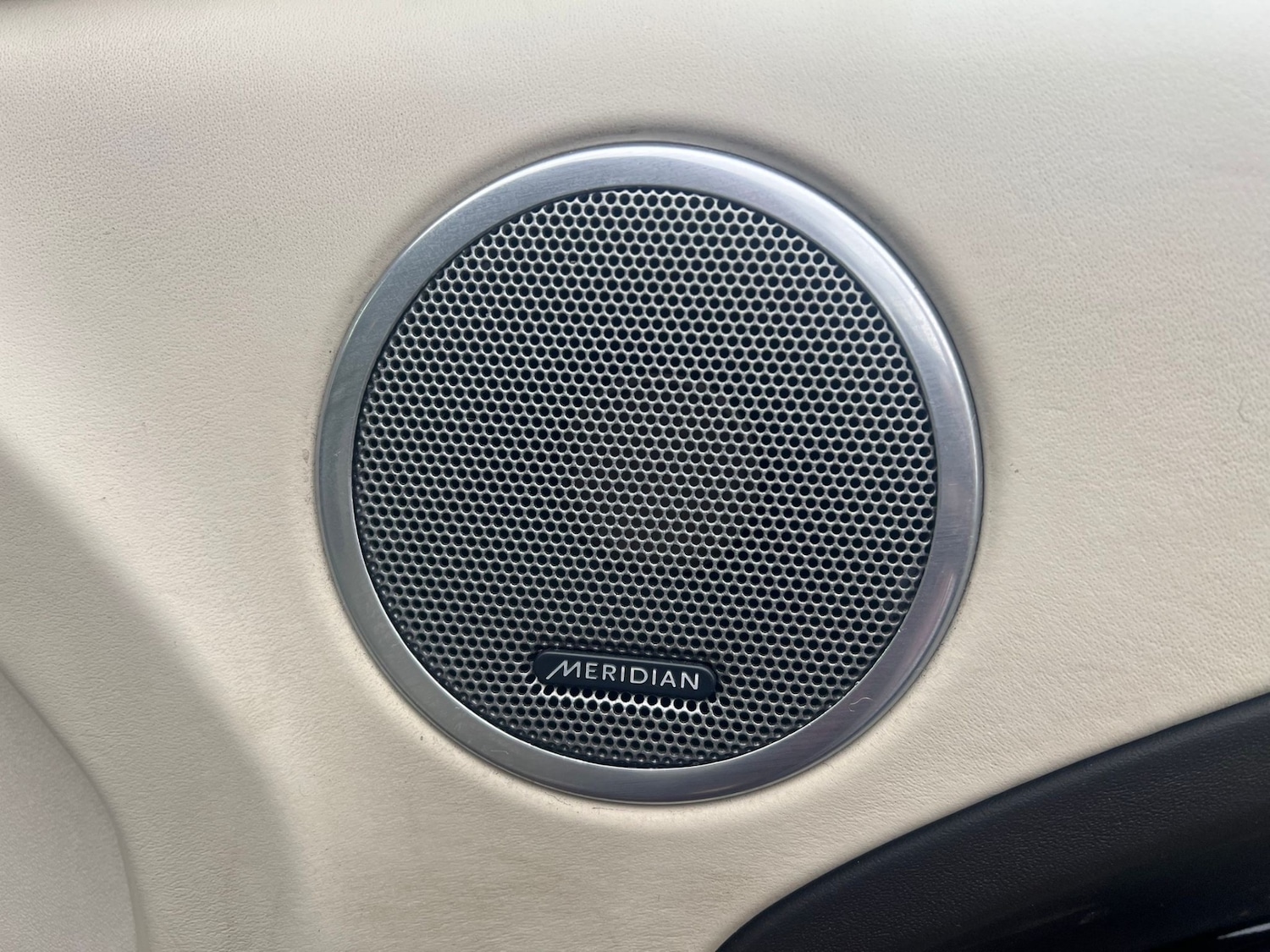 Used Land Rover Range Rover Evoque 2011 for sale - 76359031: Photo 9