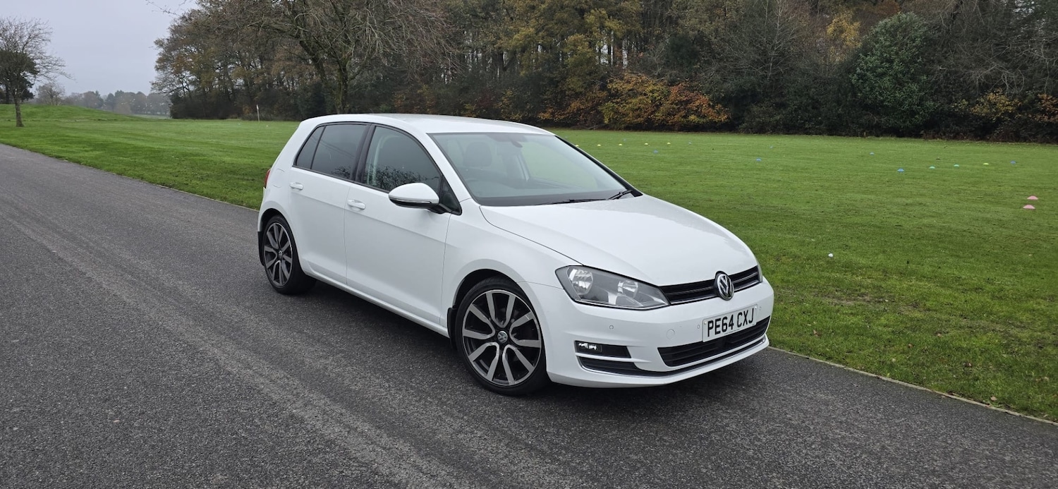Used Volkswagen Golf 2014 for sale - 76702516: Photo 1